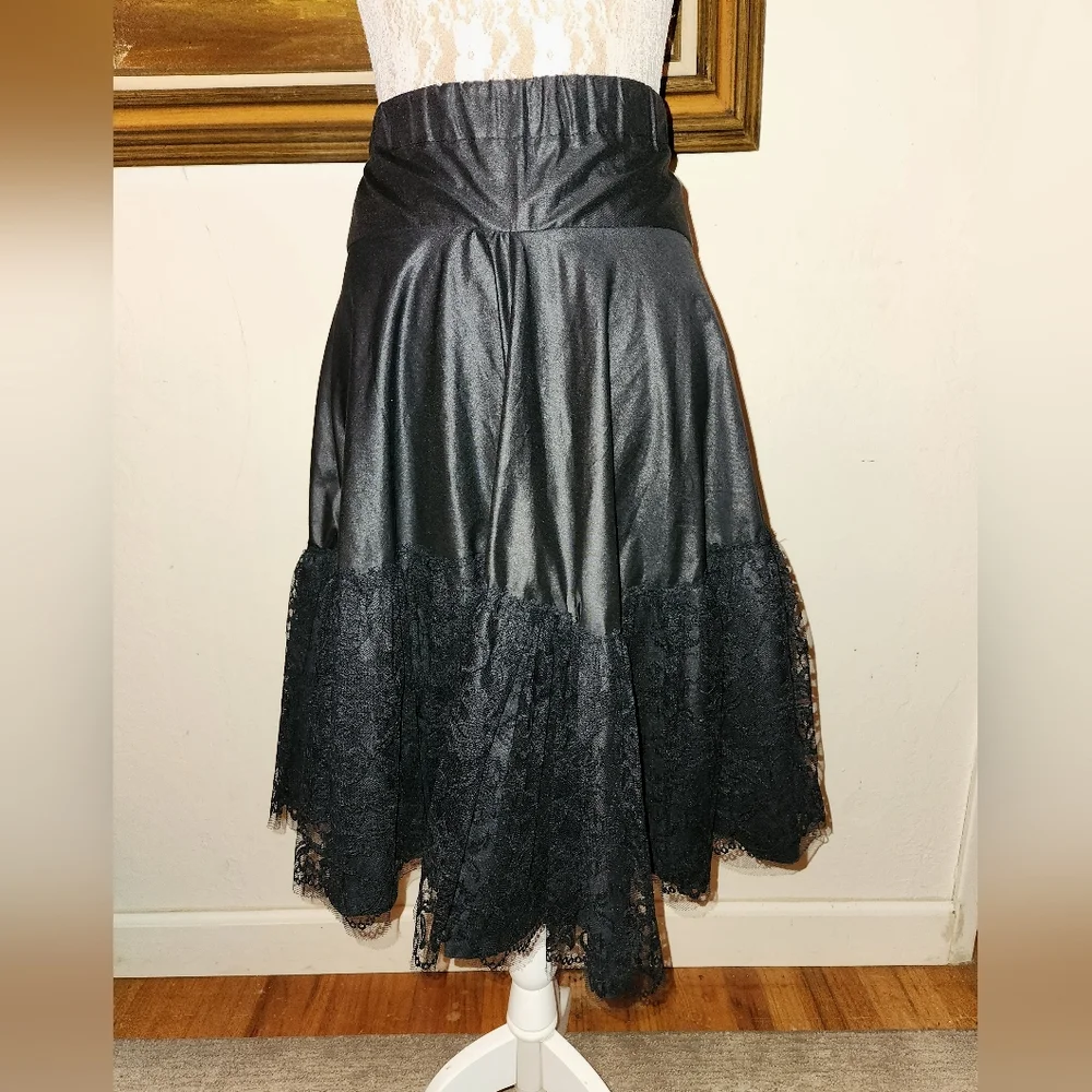 Vintage 1980's Lace Overlay Black Circle Skirt - Picture 2 of 8
